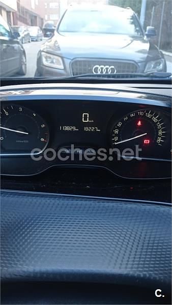 Usado Peugeot 208 Roland Garros 100 CV (73 kW) 2018 Azul Utilitario