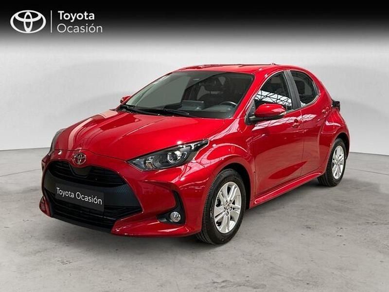 Rojo Usado 2025 Toyota Yaris Edition | 20.250 € - Imagen 1/4
