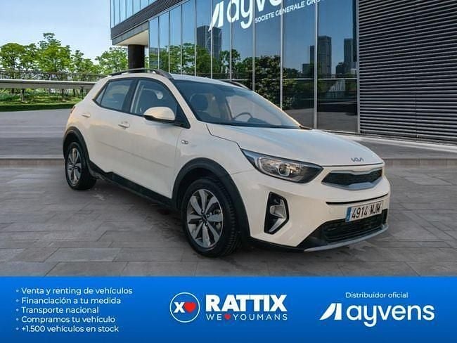 Usado Kia Stonic Urban 84 CV (61 kW) 2023 Blanco SUV