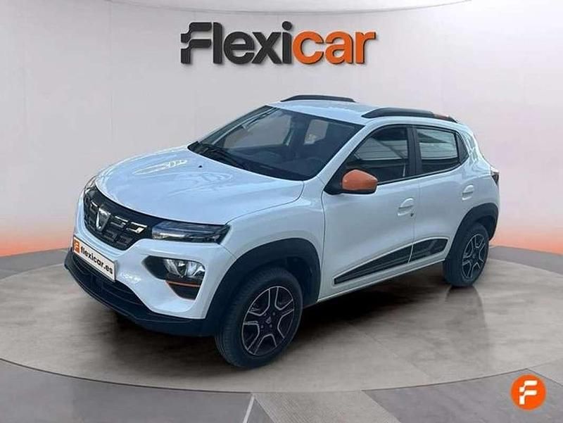 Usado Dacia Spring Comfort 33 kW (45 CV) 2022 Blanco Utilitario