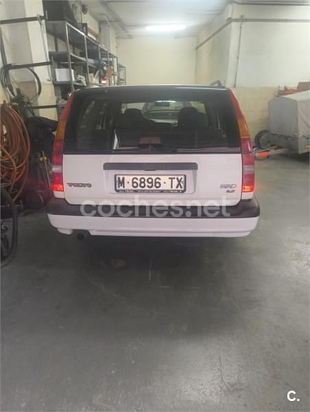 Usado Volvo 850 144 CV (105 kW) 1996 Blanco Familiar