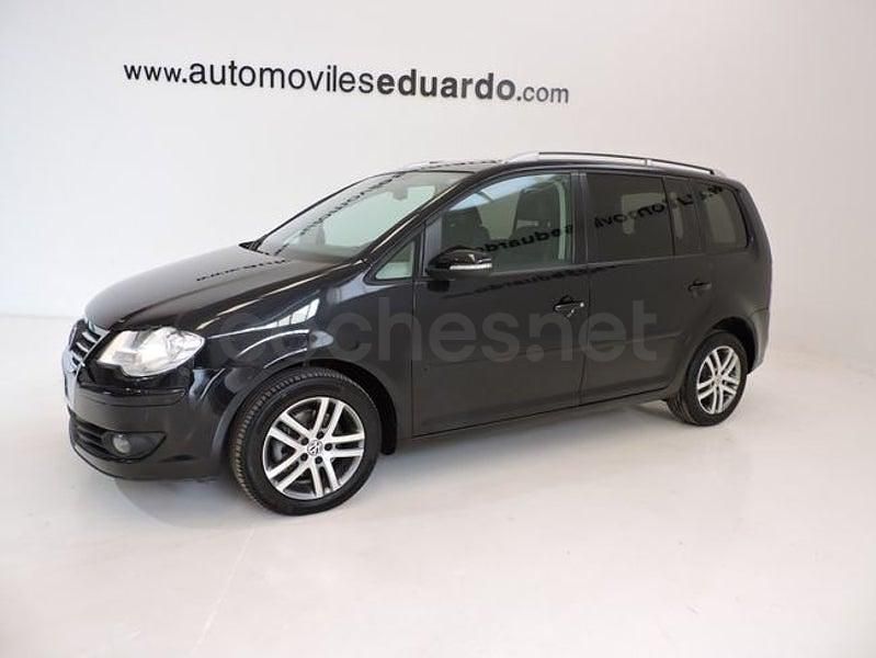 Usado VW Touran Advance 140 CV (102 kW) 2010 Negro Monovolumen