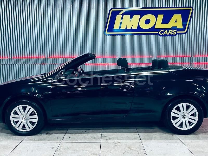 Usado VW Eos 140 CV (102 kW) 2008 Negro Descapotable