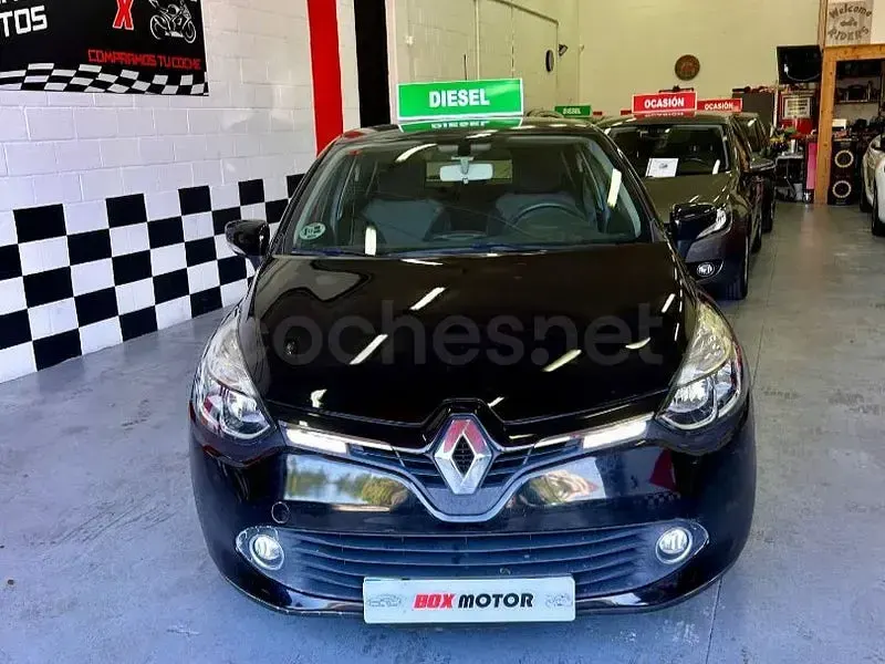 Usado Renault Clio III Collection 75 CV (55 kW) 2013 Negro Berlina