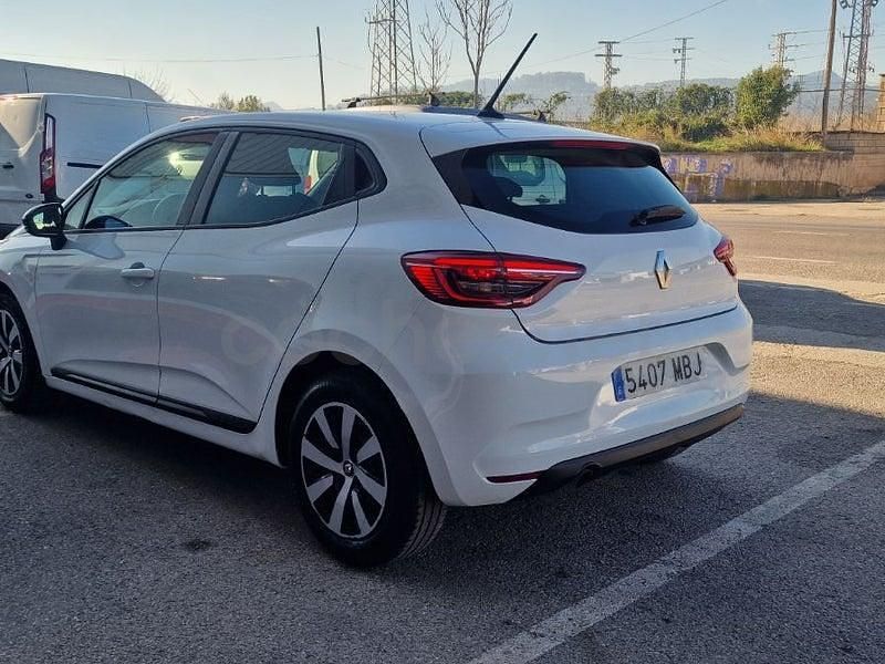 Usado Renault Clio V Business 100 CV (73 kW) 2022 Blanco Berlina