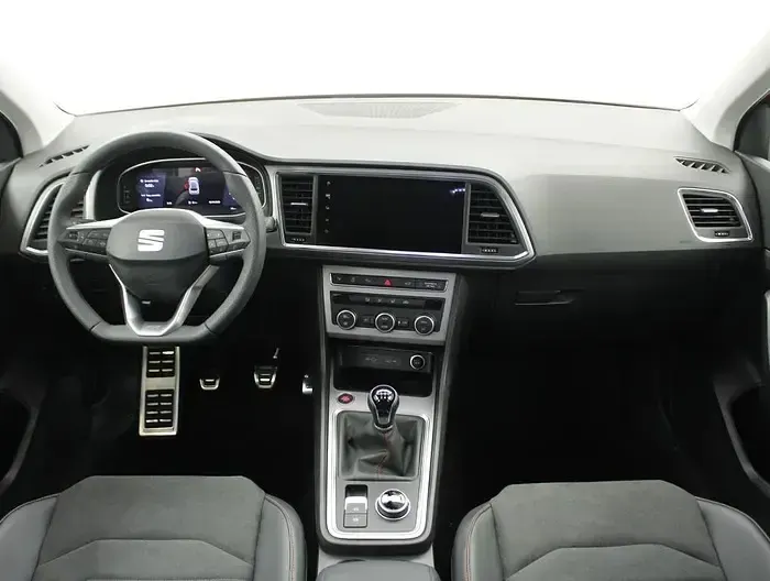 Usado Seat Ateca FR 150 CV (110 kW) 2025 Rojo SUV