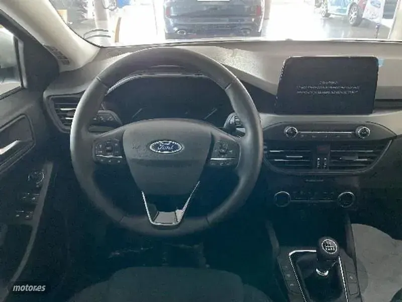Usado Ford Focus Active X 155 CV (114 kW) 2022 Plateado SUV