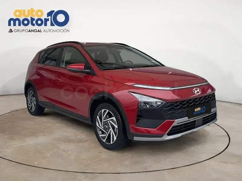 Usado Hyundai Bayon 100 CV (73 kW) 2024 Rojo SUV