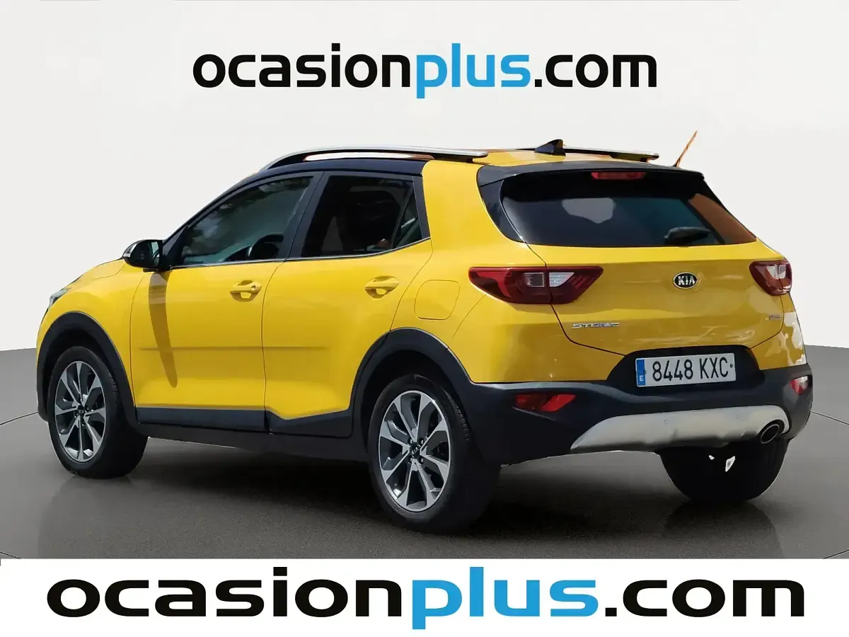 Usado Kia Stonic 100 CV (73 kW) 2019 Amarillo SUV