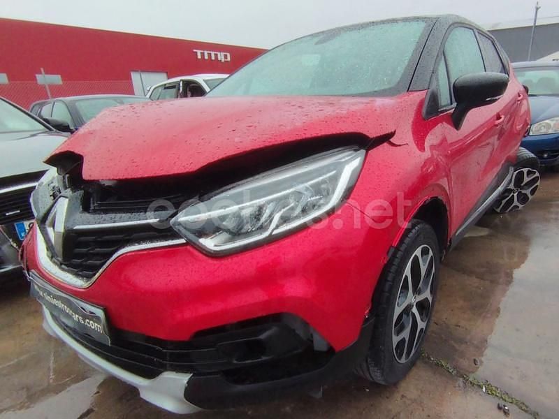 Usado Renault Captur Life 90 CV (66 kW) 2019 Granate SUV