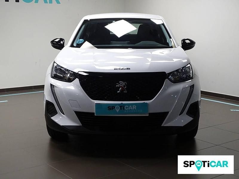 Usado Peugeot 2008 Active 110 CV (80 kW) 2022 Blanco SUV