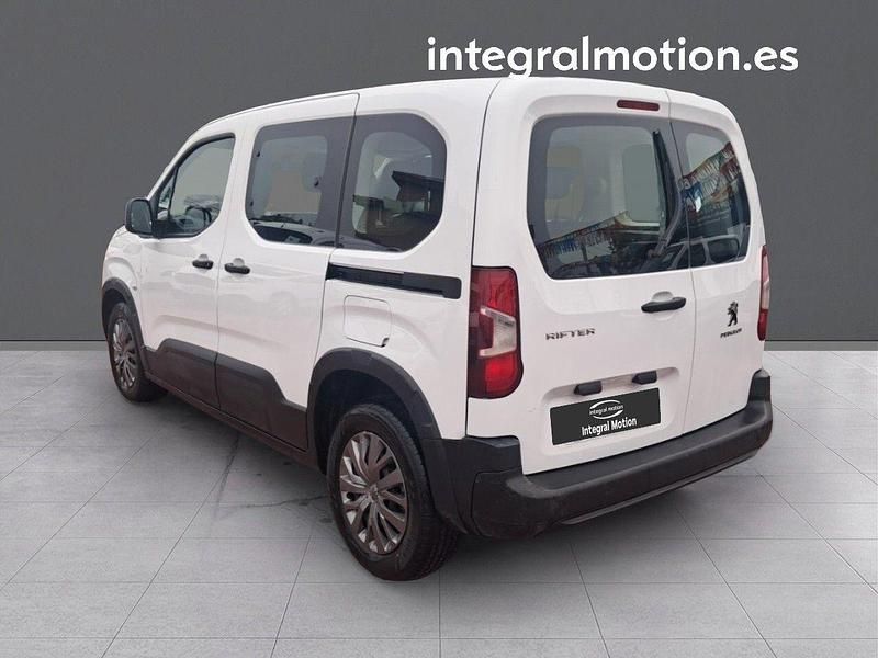 Usado Peugeot Rifter 102 CV (75 kW) 2022 Blanco Monovolumen