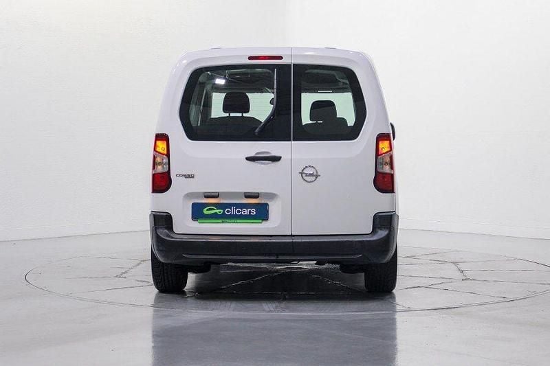 Usado Opel Combo Life Expression 102 CV (75 kW) 2020 Blanco Monovolumen