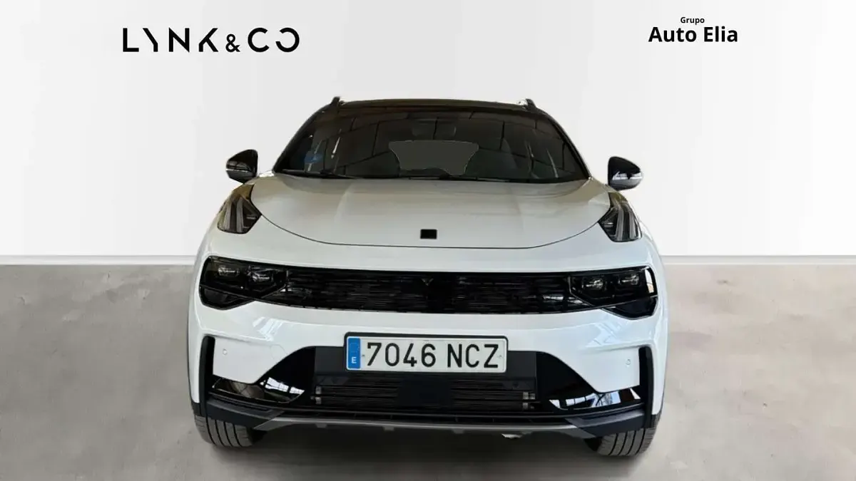Usado Lynk & Co 08 347 CV (255 kW) 2025 Blanco SUV