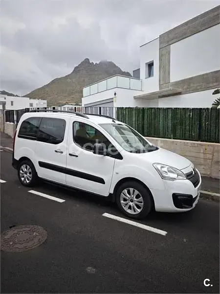 Usado Citroën Berlingo 102 CV (75 kW) 2018 Blanco Monovolumen