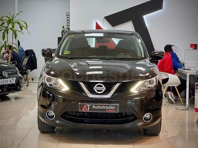 Usado Nissan Qashqai N-Connecta 110 CV (80 kW) 2015 Negro SUV