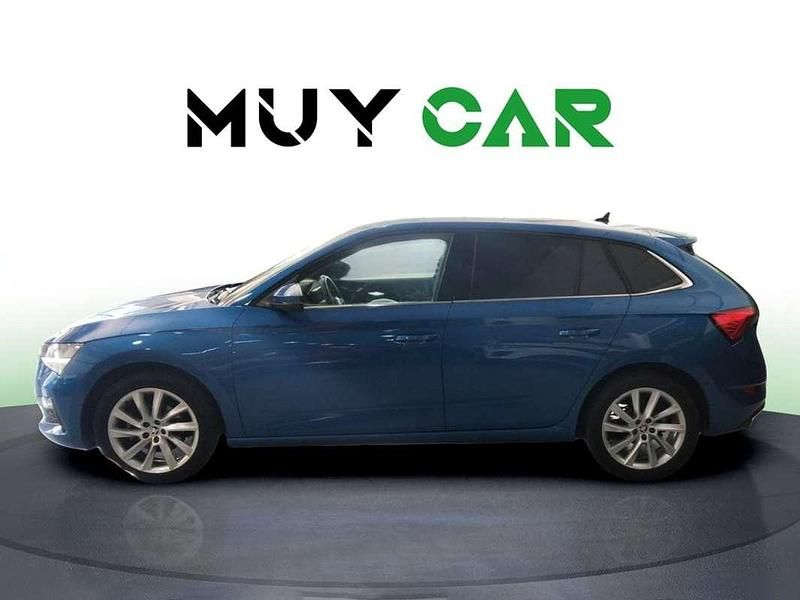 Usado Skoda Scala Ambition 116 CV (85 kW) 2020 Azul Utilitario