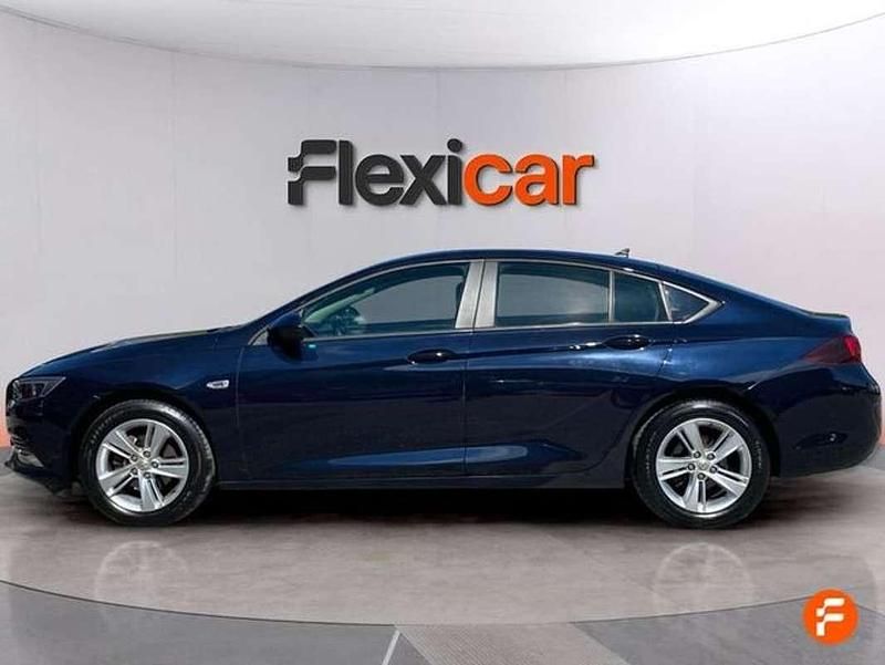 Usado Opel Insignia Selective 140 HP (102 kW) 2019 Azul Sedan