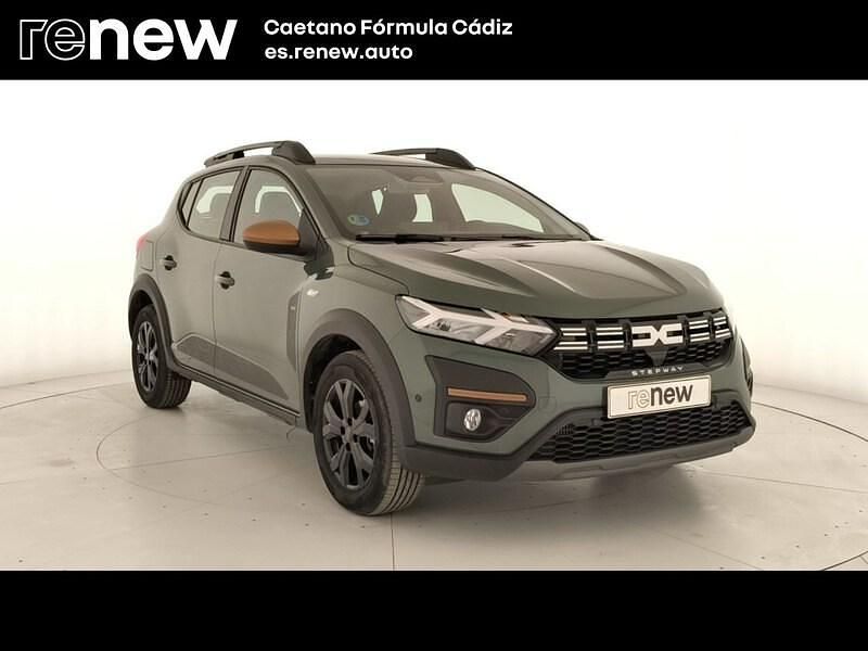 Usado Dacia Sandero Extreme 100 CV (73 kW) 2025 Verde Berlina