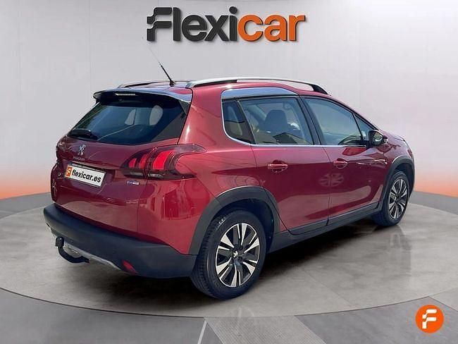 Usado Peugeot 2008 Allure 110 CV (80 kW) 2016 Rojo SUV