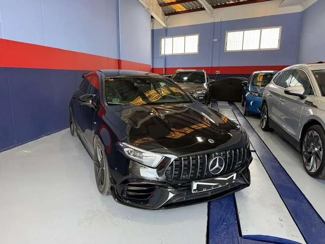 Usado Mercedes A45 AMG AMG 421 CV (309 kW) 2021 Negro Utilitario