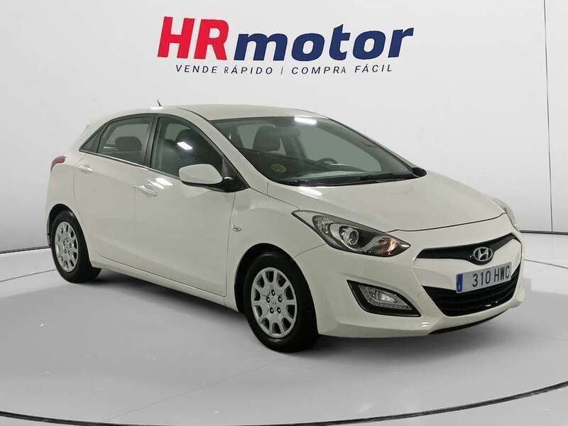 Blanco Usado 2014 Hyundai i30 Utilitario | 7490 € (Buen precio) - Imagen 1/4