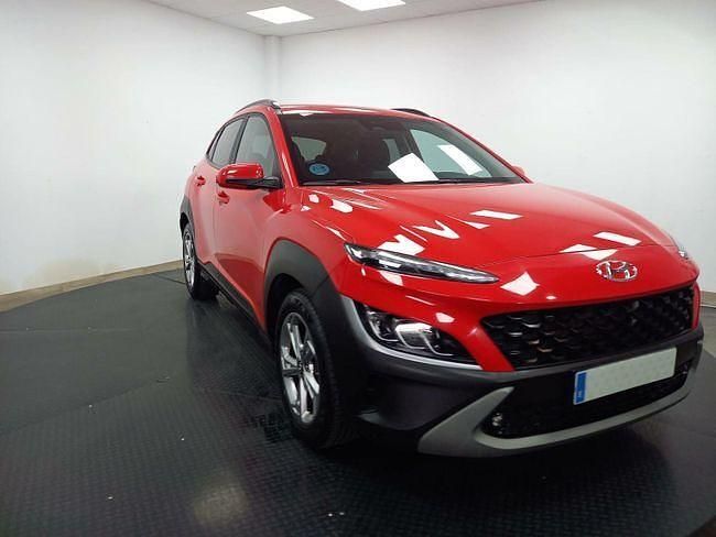 Usado Hyundai Kona 121 HP (88 kW) 2022 Vermelho SUV
