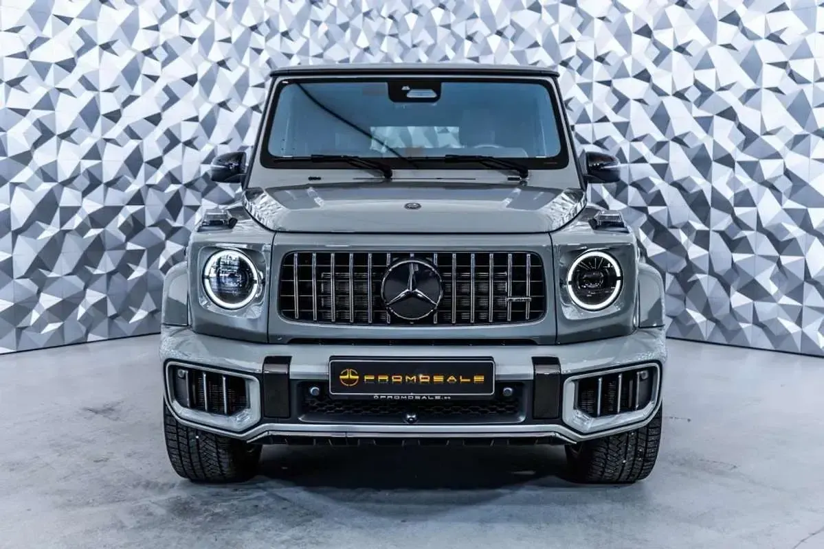 Usado Mercedes AMG GT 63 AMG 613 CV (450 kW) 2025 Gris Coupe