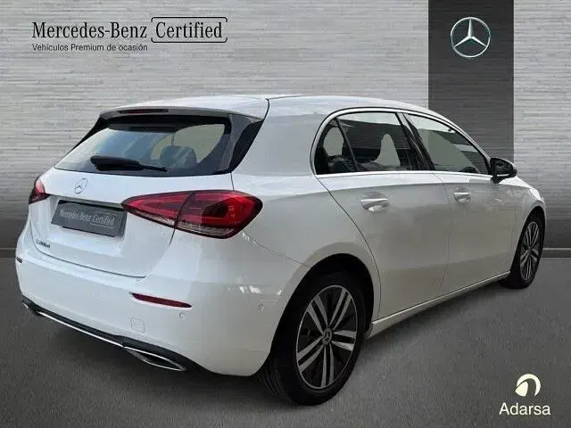 Usado Mercedes A200 Progressive 150 CV (110 kW) 2022 Blanco polar
