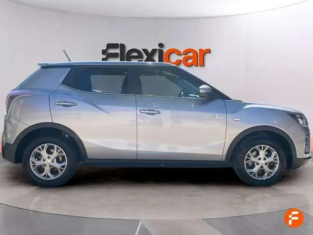Usado SsangYong Tivoli 135 CV (99 kW) 2024 Azul SUV