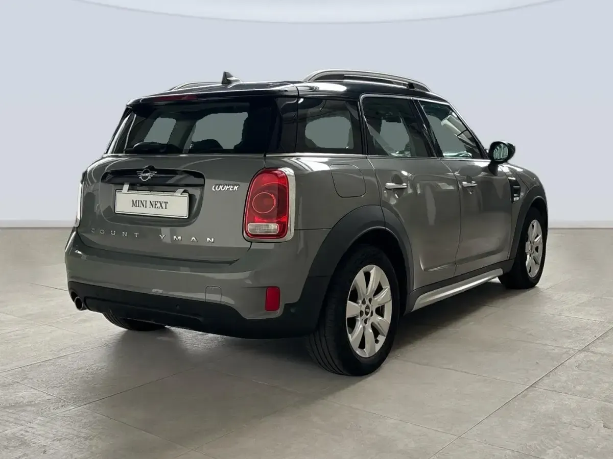 Usado Mini Cooper Countryman 136 CV (100 kW) 2020 Gris SUV