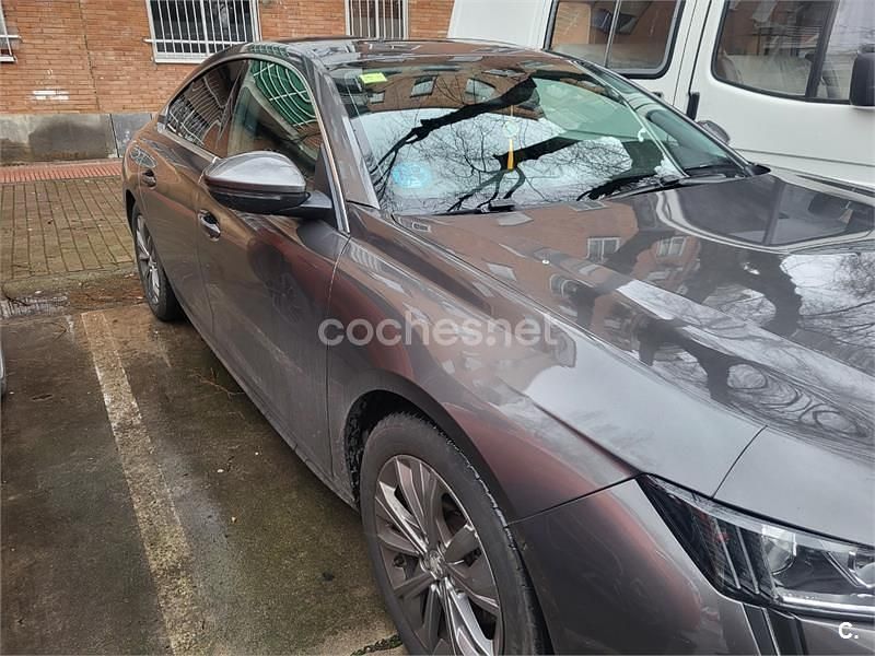 Usado Peugeot 508 Active 130 CV (95 kW) 2020 Gris / plata Berlina