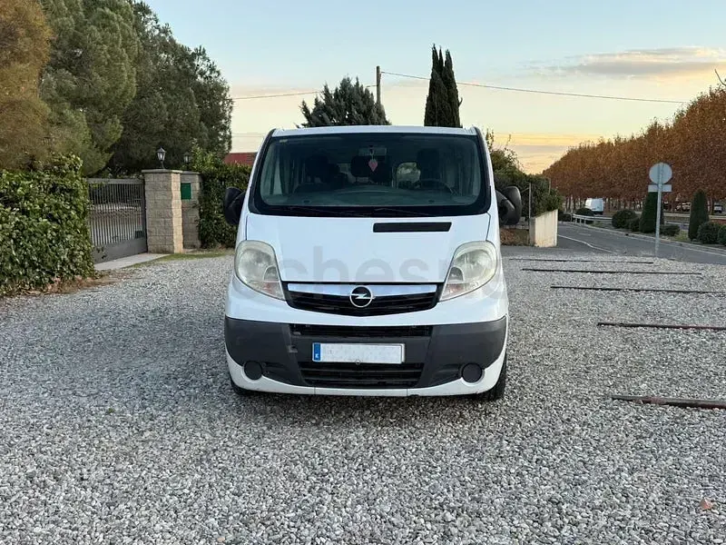 Usado Opel Vivaro 114 CV (83 kW) 2012 Blanco Monovolumen