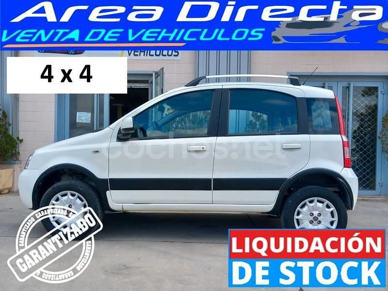 Blanco Usado 2012 Fiat Panda 4x4 Climbing Utilitario | 8790 € - Imagen 1/4