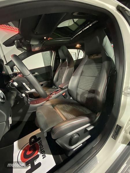 Usado Mercedes GLA200 156 CV (114 kW) 2017 Blanco SUV