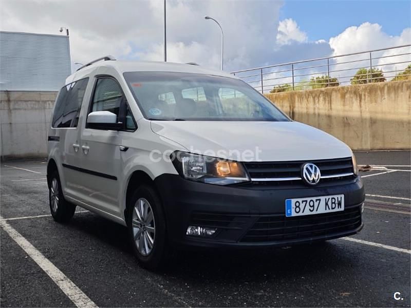 Usado VW Caddy 75 CV (55 kW) 2016 Blanco Monovolumen