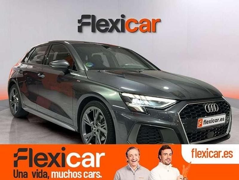 Usado Audi A3 Premium 150 CV (110 kW) 2022 Gris Berlina