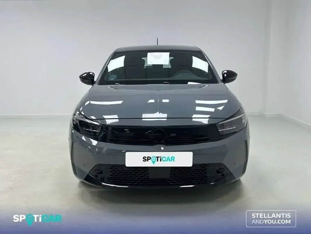 Usado Opel Corsa 101 CV (74 kW) 2023 Gris Utilitario