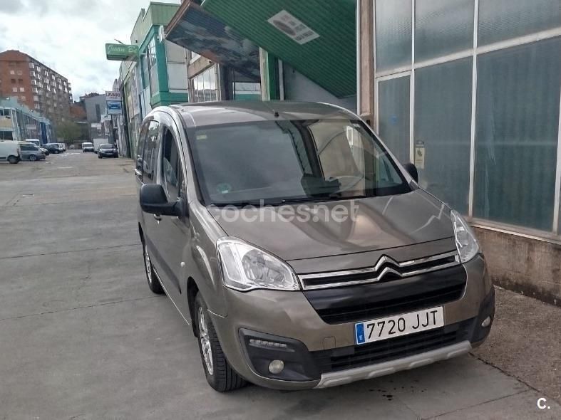 Beige Usado 2015 Citroën Berlingo Live Monovolumen | 7900 € (Precio justo) - Imagen 1/3