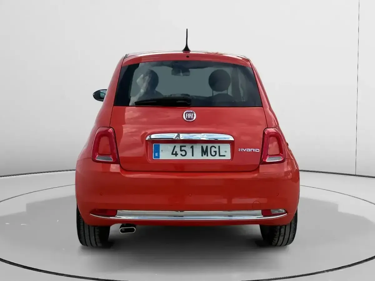 Usado Fiat 500 70 CV (51 kW) 2023 Blanco Utilitario