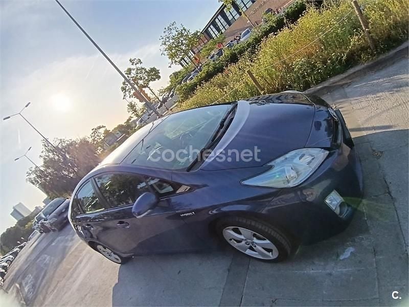 Usado Toyota Prius Advance 136 CV (100 kW) 2012 Azul Berlina