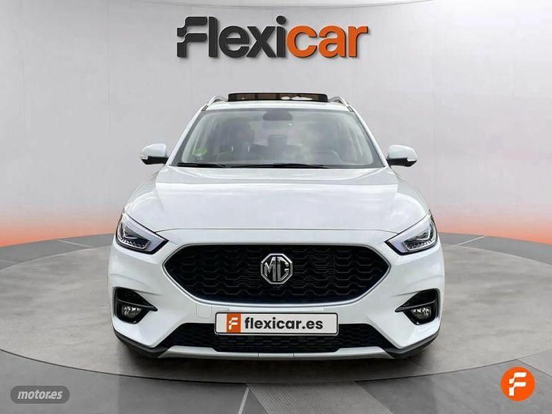Usado MG ZS Luxury 111 CV (81 kW) 2024 Blanco Berlina