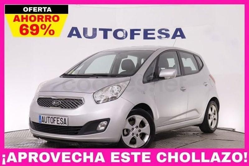 Usado Kia Venga 128 CV (94 kW) 2011 Gris Utilitario