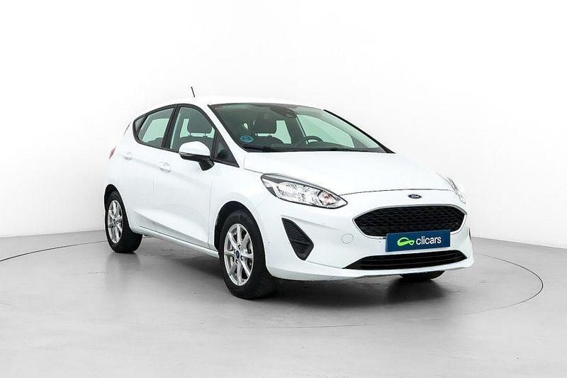 Usado Ford Fiesta Limited 75 CV (55 kW) 2021 Blanco Utilitario