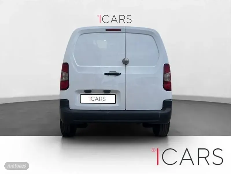 Usado Toyota Proace Verso 100 CV (73 kW) 2022 Blanco Familiar