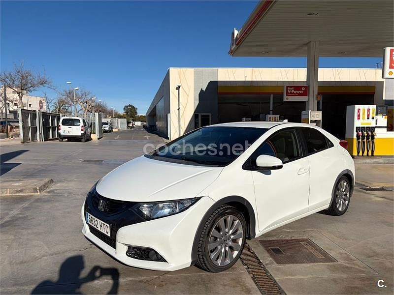 Usado Honda Civic Sport 120 CV (88 kW) 2013 Blanco Berlina