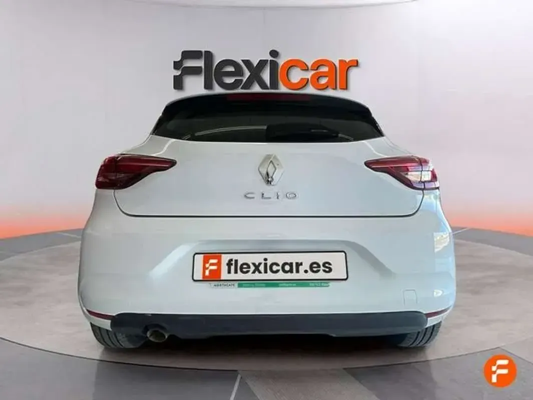 Usado Renault Clio V Techno 91 CV (66 kW) 2023 Blanco Utilitario