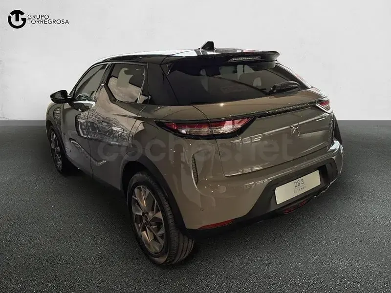 Nuevo DS Automobiles DS3 Crossback 130 CV (95 kW) 2025 Rojo SUV