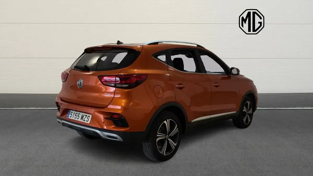 Usado MG ZS Comfort 106 CV (77 kW) 2025 Naranja SUV