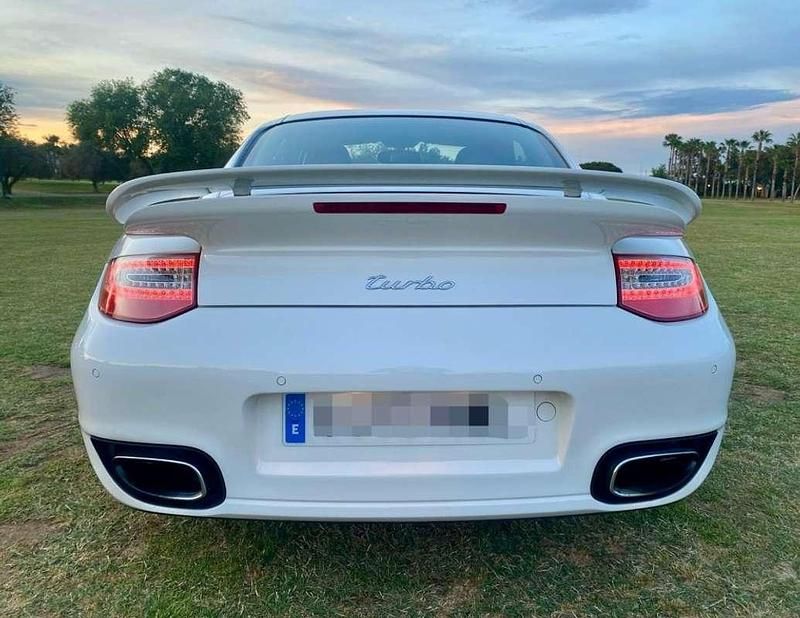 Usado Porsche 911 Turbo 500 CV (367 kW) 2011 Blanco Coupe